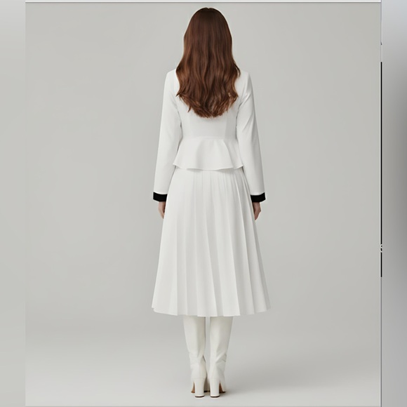 Peplum Waist Pleated Hem Dress - Picture 3 of 5